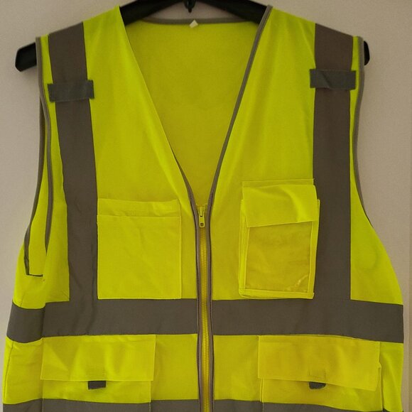 REFLECTVIVE VEST HIGH VISABILITY DAY / NIGHT -NEON YELLOW -ZIPPER FRONT SIZE XL - Picture 4 of 12